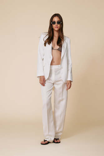 Classic White Linen Blazer - SS25 - PNK Casual